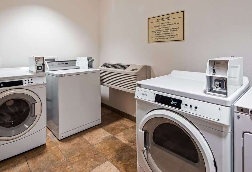 فندق Best Western Plus Carousel Inn & Suites Burlington