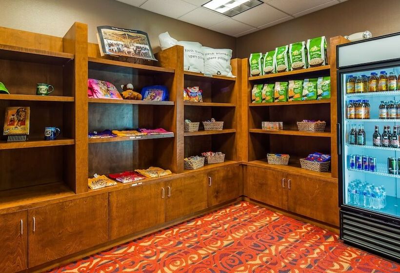 فندق Best Western Plus Carousel Inn & Suites Burlington