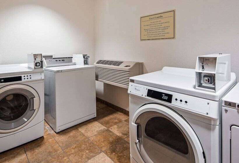 فندق Best Western Plus Carousel Inn & Suites Burlington