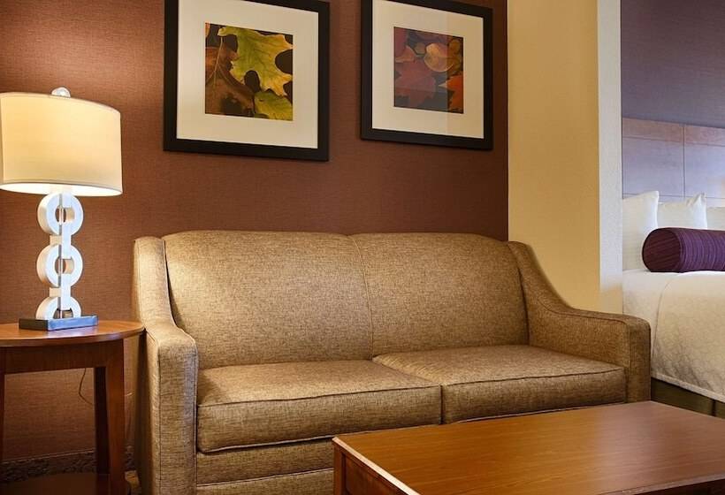 فندق Best Western Plus Carousel Inn & Suites Burlington