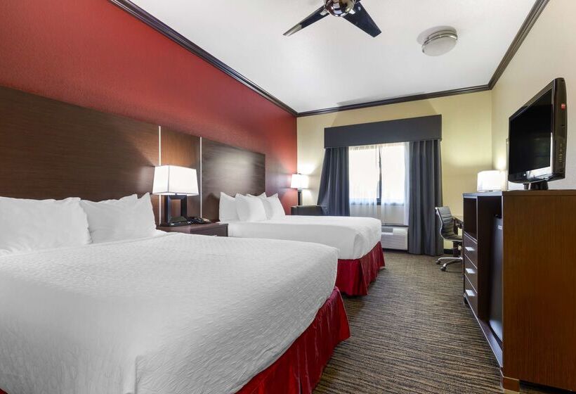 هتل Best Western Plus Classic Inn And Suites