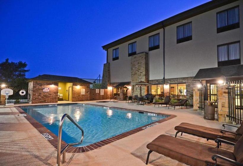 ホテル Best Western Plus Emory At Lake Fork Inn & Suites