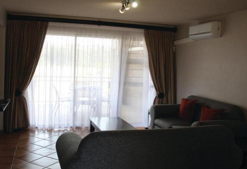 Blue Lagoon Hotel And Conference Centre