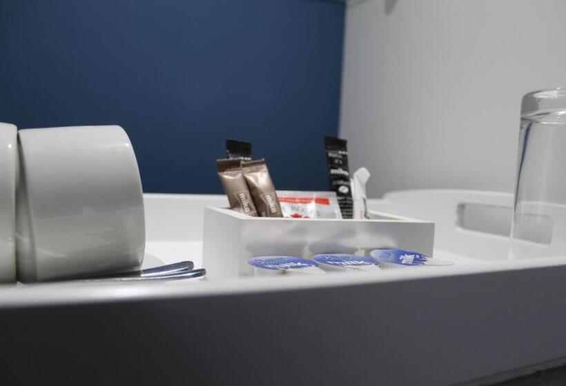 Blue Lagoon Hotel And Conference Centre