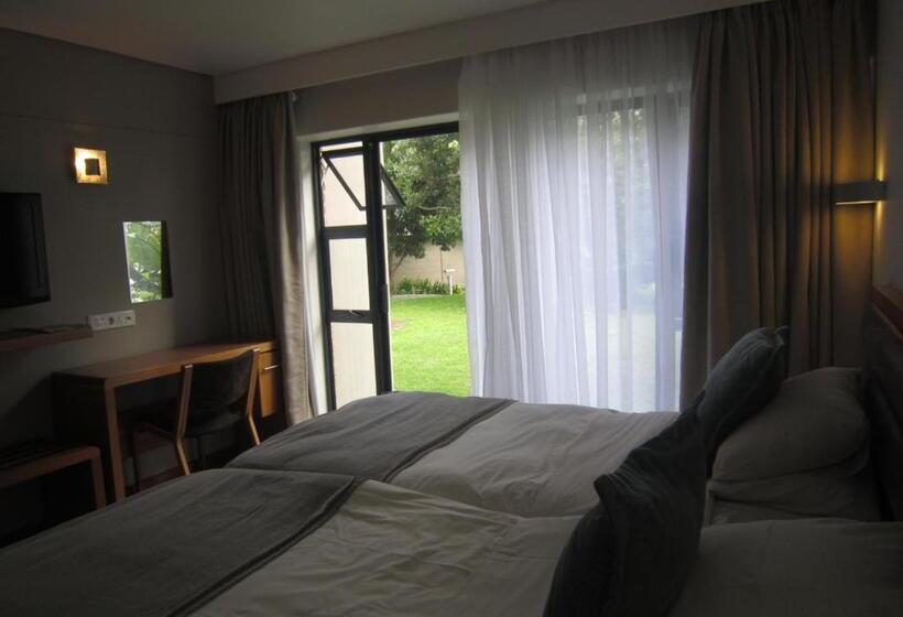 Blue Lagoon Hotel And Conference Centre