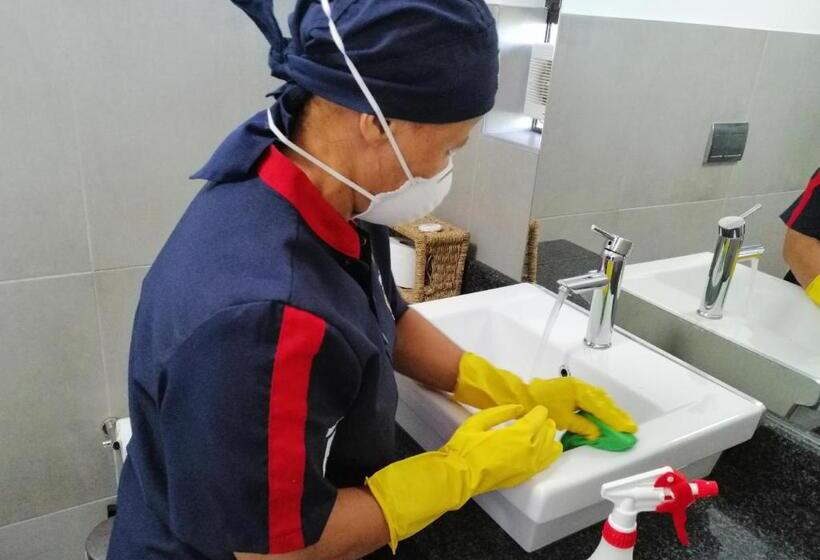 Blue Lagoon Hotel And Conference Centre