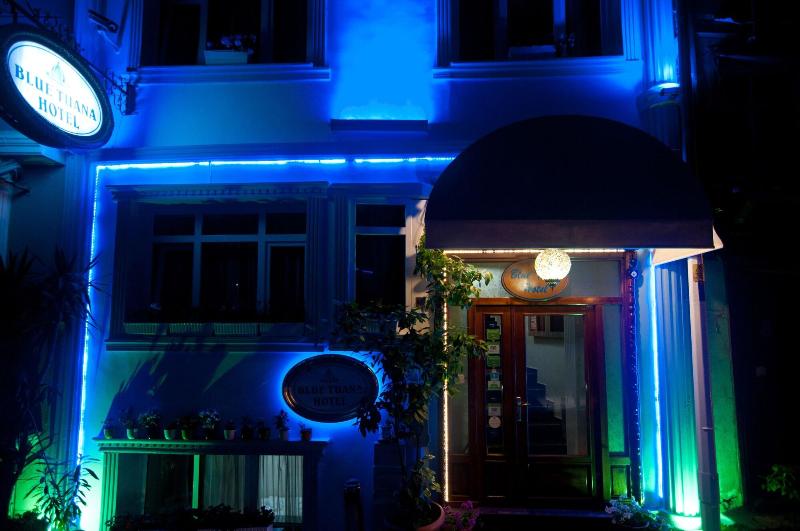 Blue Tuana Hotel Old City