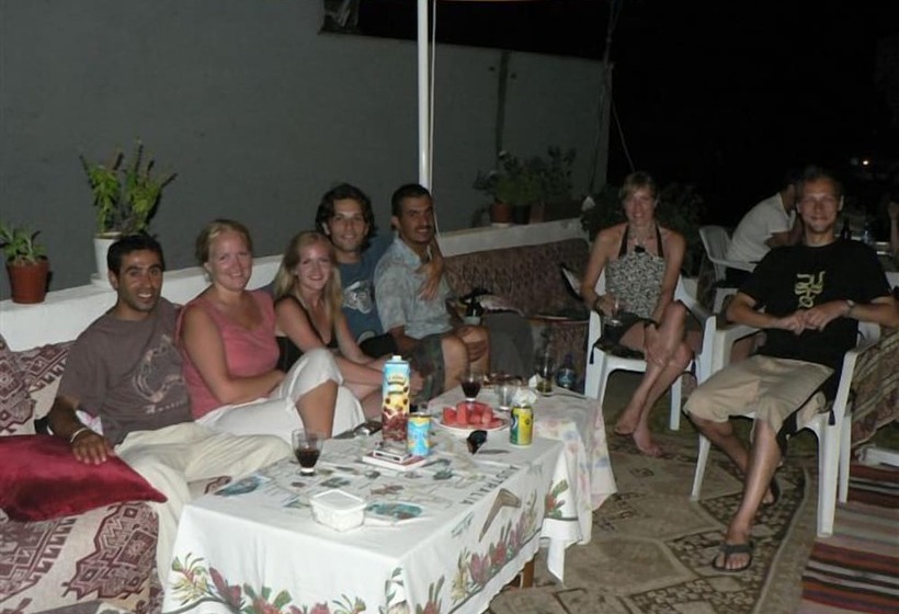 هتل Boomerang Guest House