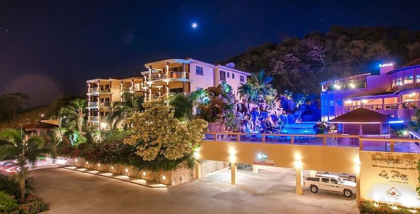 酒店 Clarion Suites Roatan At Pineapple Villas