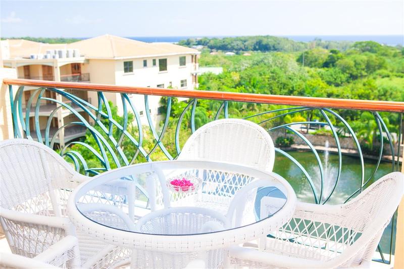 酒店 Clarion Suites Roatan At Pineapple Villas