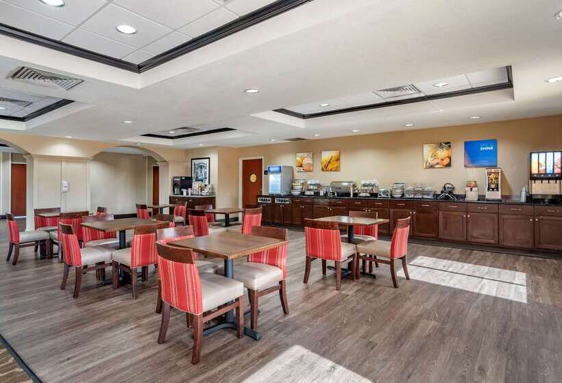 فندق Comfort Inn & Suites