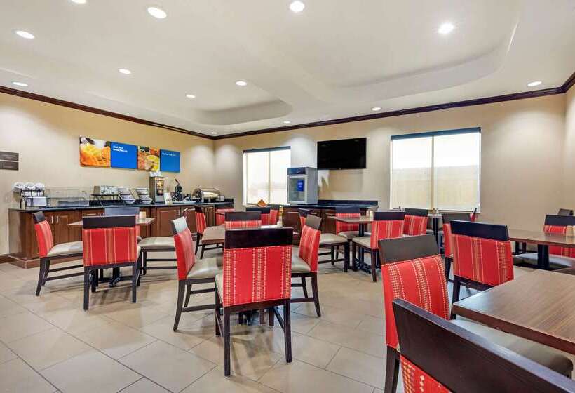 酒店 Comfort Inn Near Unt