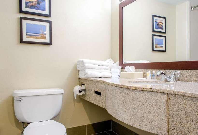 فندق Comfort Inn & Suites Biloxid Iberville