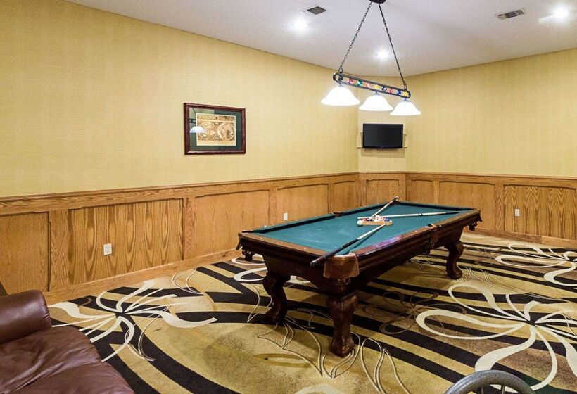 فندق Comfort Inn & Suites