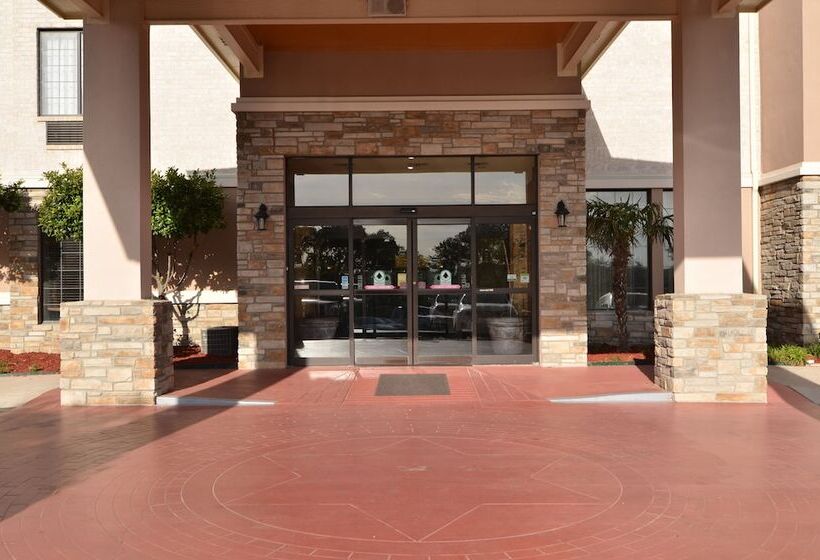 فندق Comfort Inn & Suites