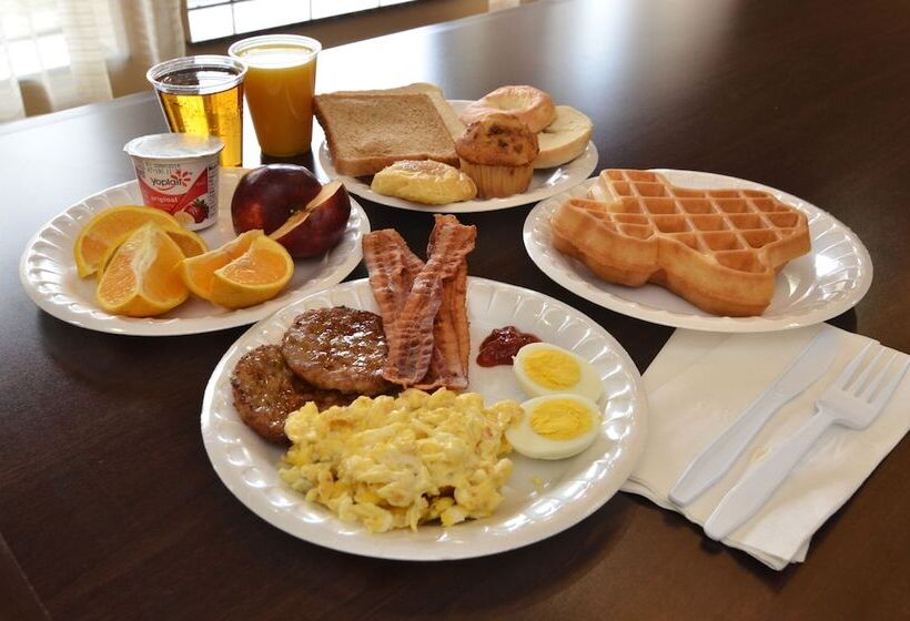 فندق Comfort Inn & Suites