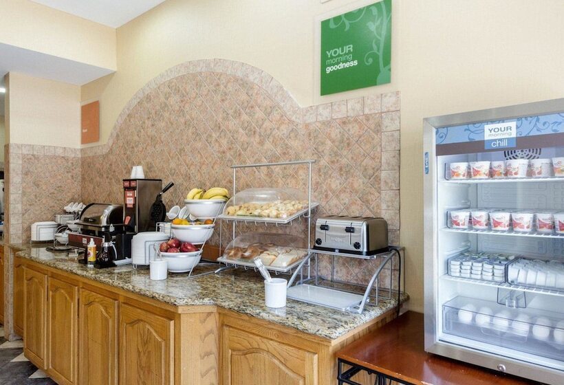 فندق Comfort Inn & Suites