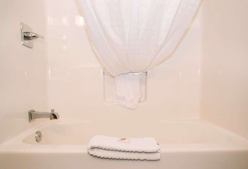 בית מלון כפרי Comfort Inn & Suites