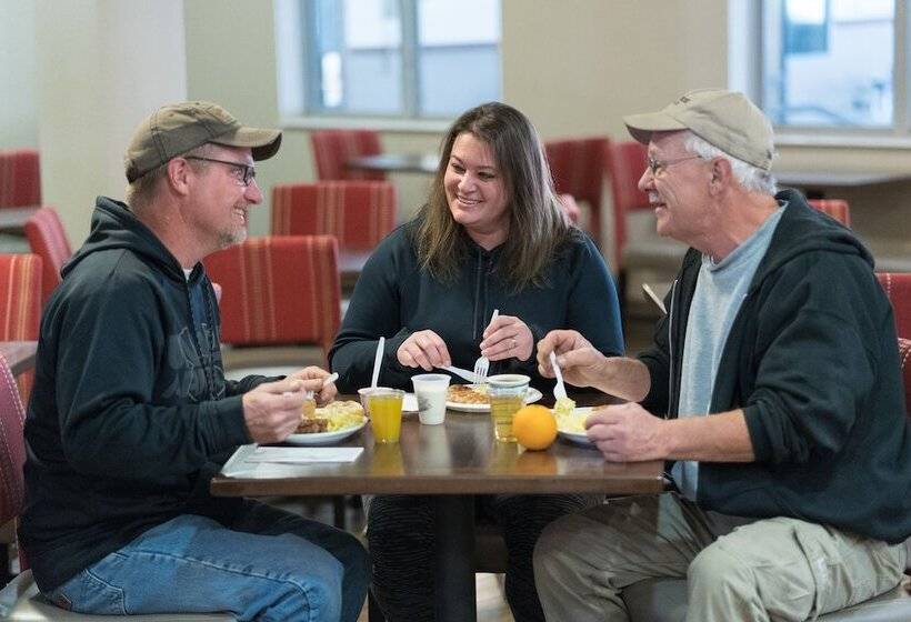 בית מלון כפרי Comfort Inn & Suites