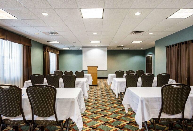 فندق Comfort Inn & Suites