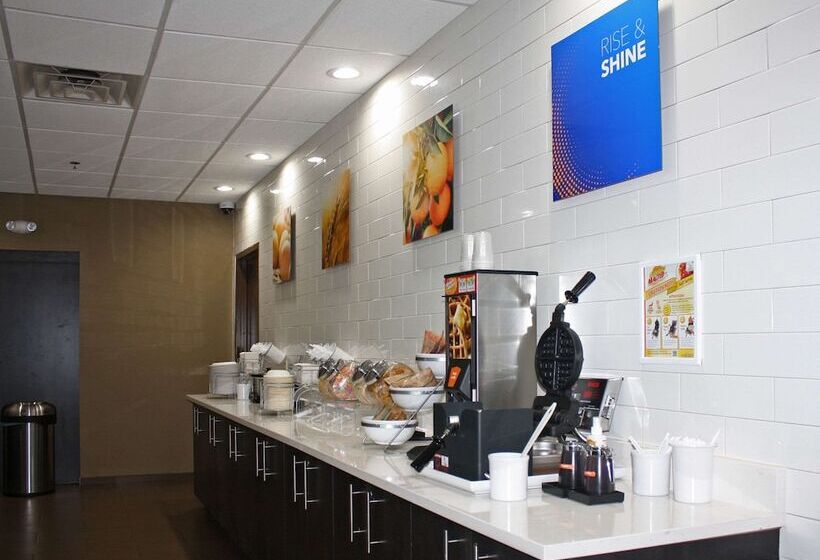 فندق Comfort Inn & Suites