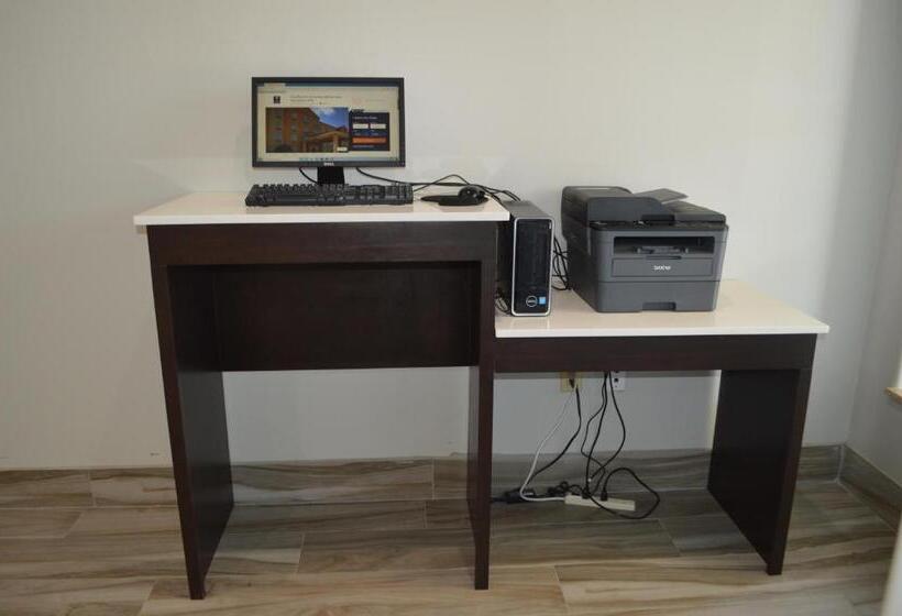 호텔 Comfort Inn & Suites Selma Near Randolph Afb