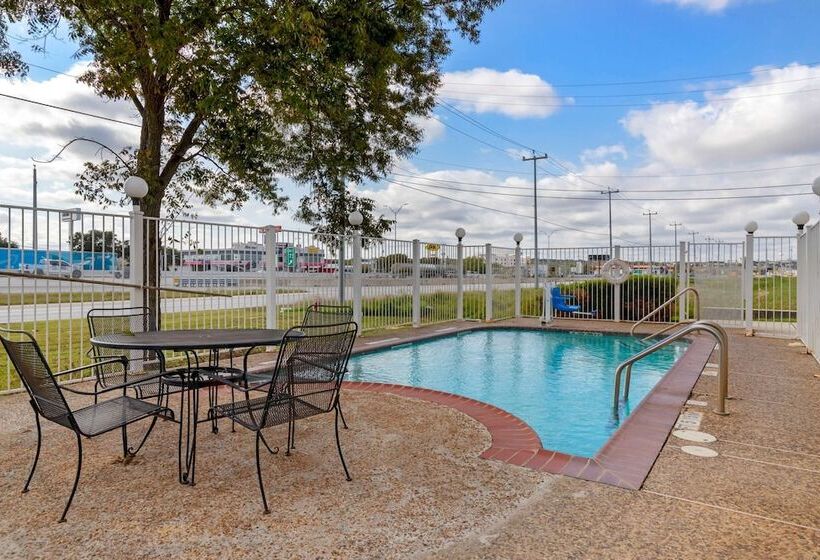 호텔 Comfort Inn & Suites Selma Near Randolph Afb