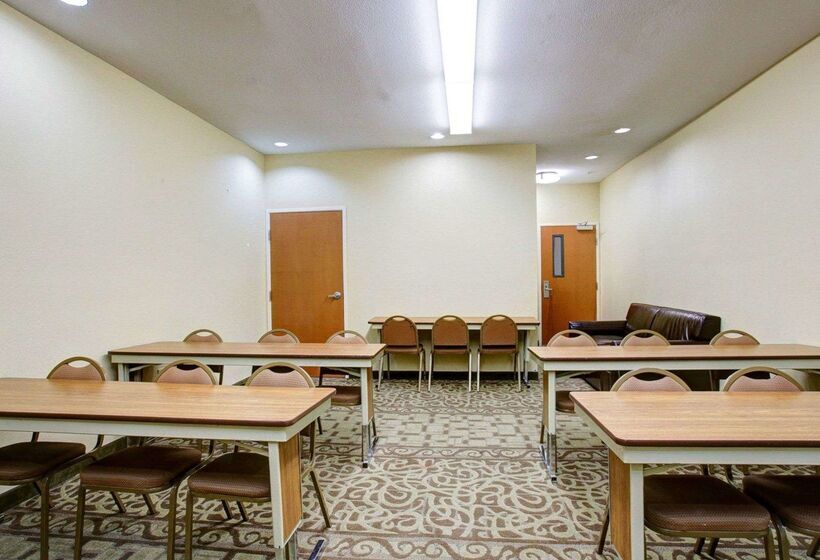 ホテル Comfort Suites