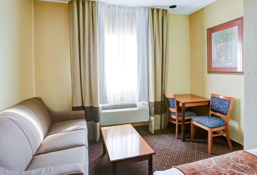 ホテル Comfort Suites