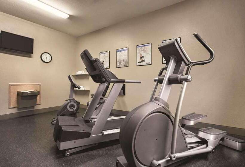 فندق Country Inn & Suites By Radisson, Byram Jackson South, Ms