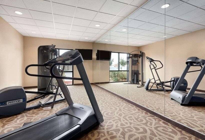 호텔 Country Inn & Suites By Radisson, Dixon, Ca  Uc Davis Area