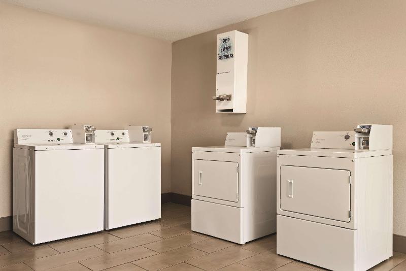 هتل Country Inn & Suites By Radisson, Erlanger   Cincinnati South