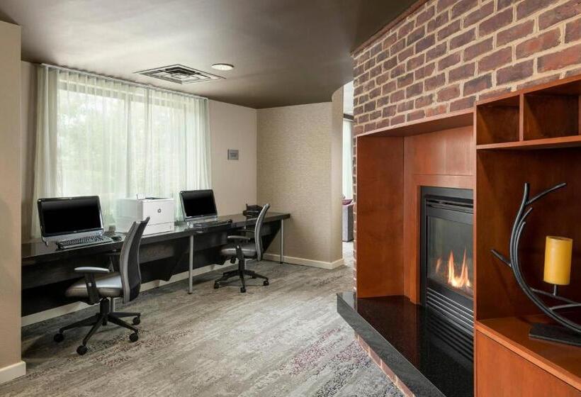 فندق Courtyard Philadelphia Valley Forge Collegeville