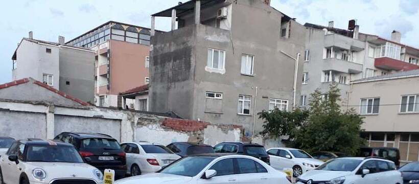 酒店 Crowded House