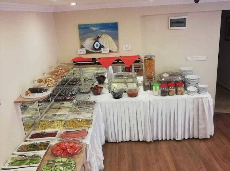 酒店 Crowded House