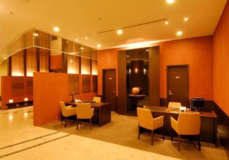 בית מלון כפרי Cypress Resort Kumejima