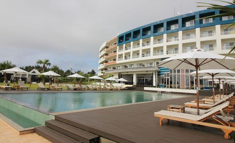 בית מלון כפרי Cypress Resort Kumejima