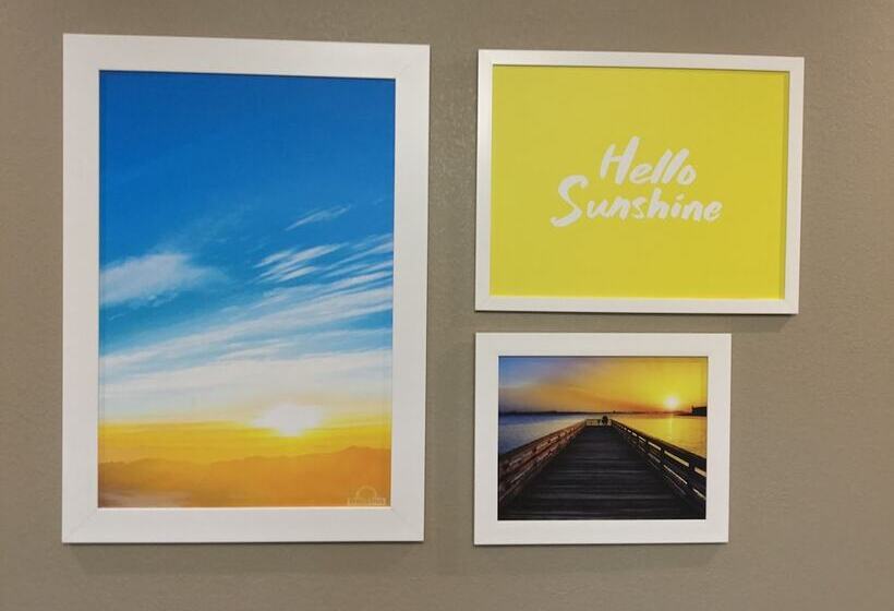 فندق Days Inn By Wyndham Baytown East