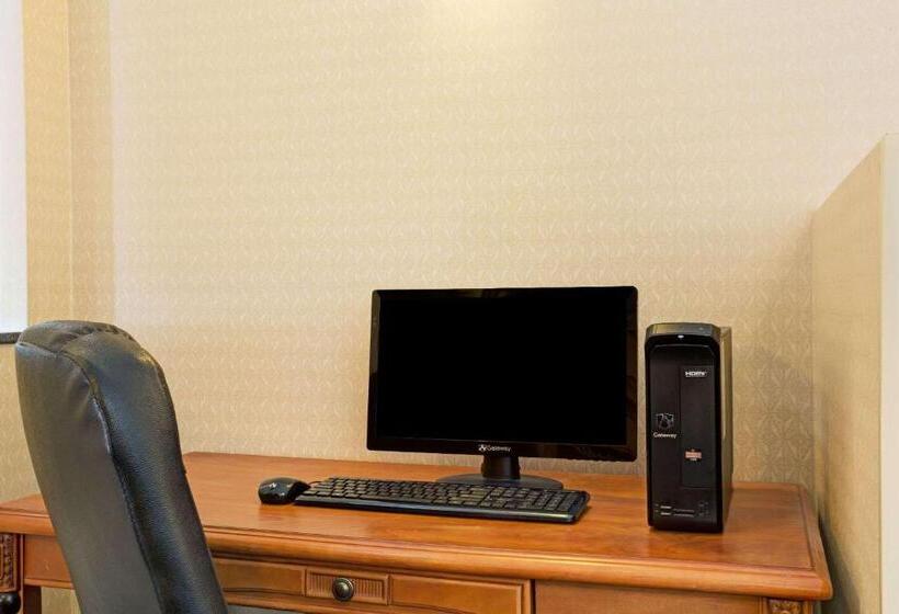 בית מלון כפרי Days Inn By Wyndham Brigham City