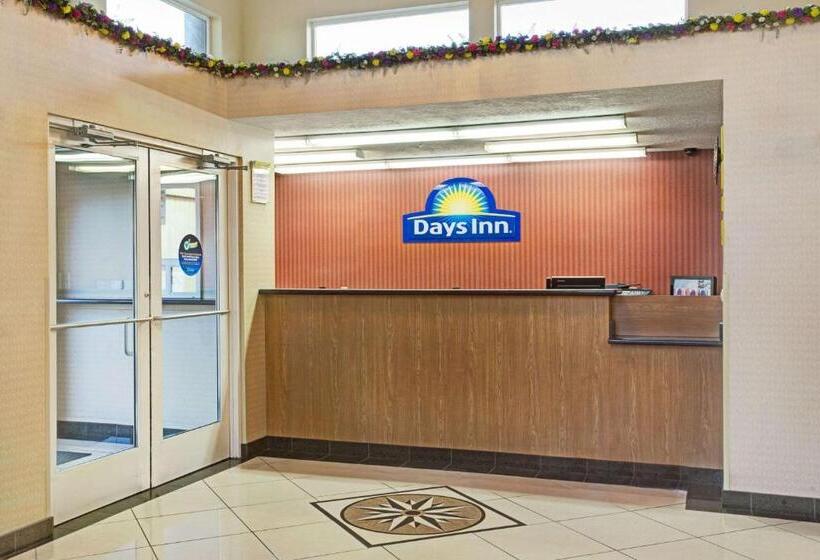 בית מלון כפרי Days Inn By Wyndham Brigham City