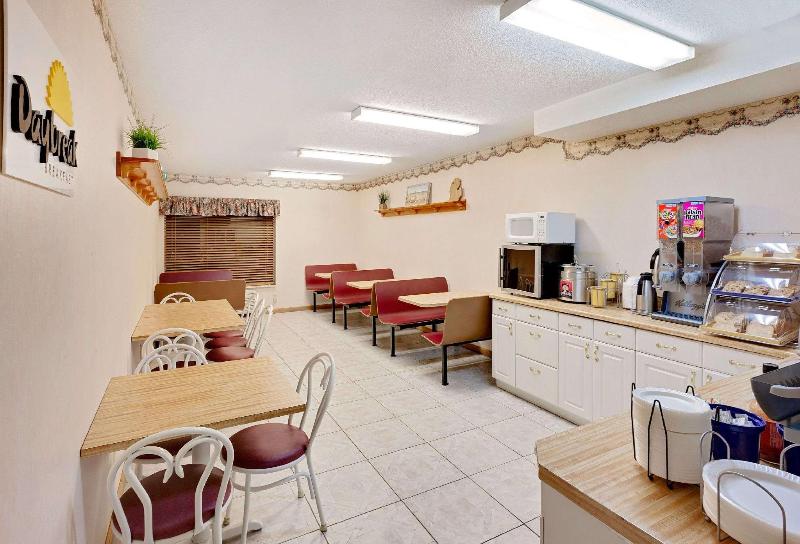 酒店 Days Inn By Wyndham Cadillac