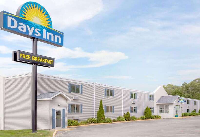 فندق Days Inn By Wyndham Cedar Falls University Plaza