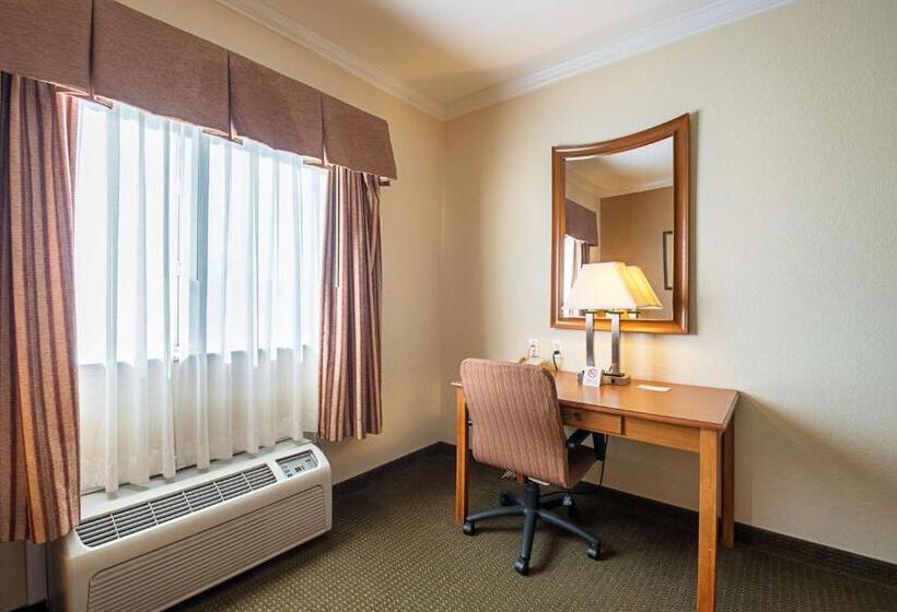 هتل Days Inn By Wyndham Copperas Cove