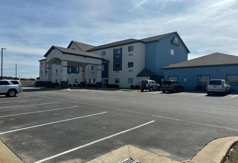 호텔 Days Inn By Wyndham Copperas Cove