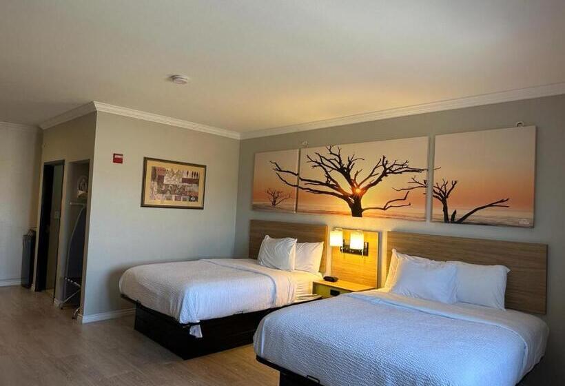 هتل Days Inn By Wyndham Copperas Cove