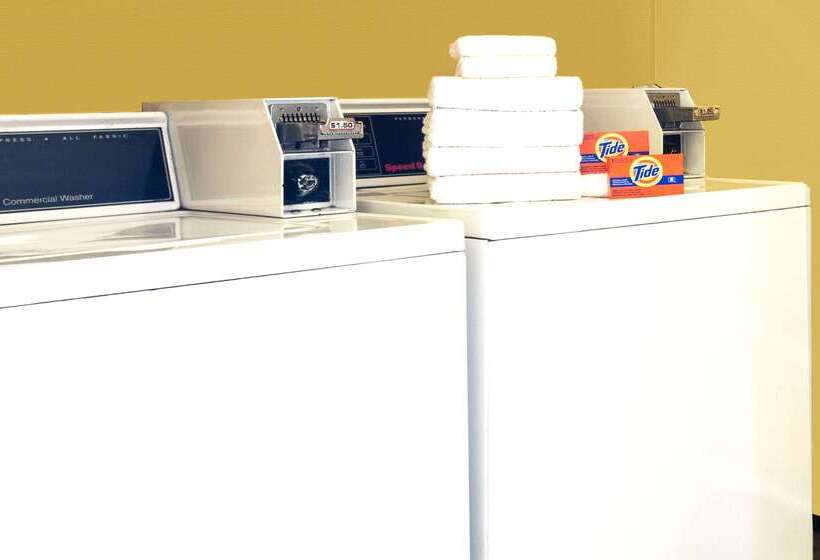 فندق Days Inn By Wyndham Crystal River