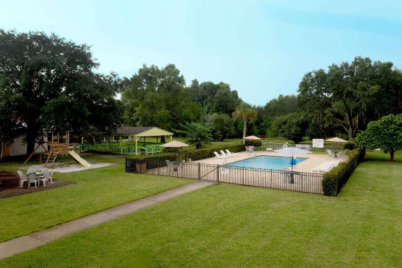 فندق Days Inn By Wyndham Crystal River