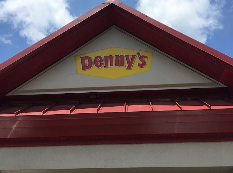 فندق Days Inn By Wyndham Crystal River