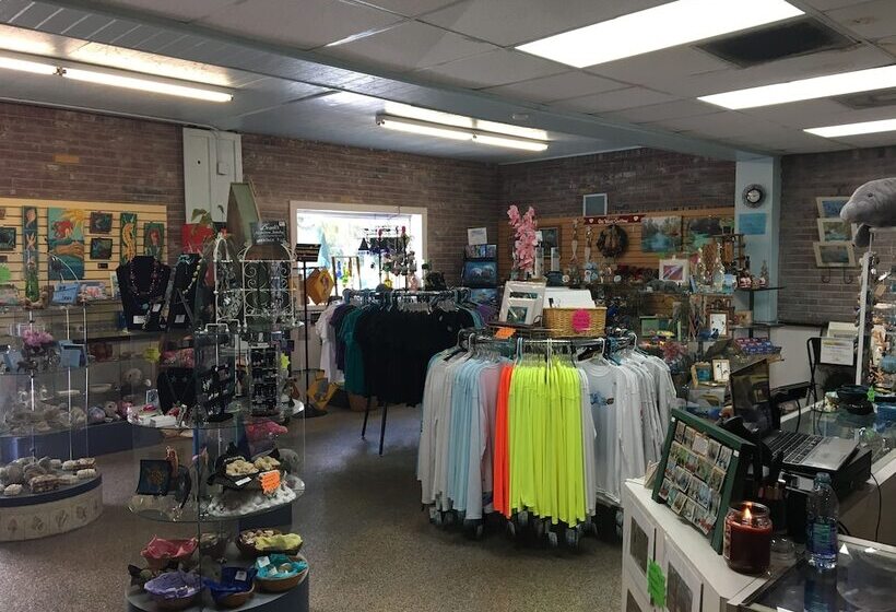 فندق Days Inn By Wyndham Crystal River