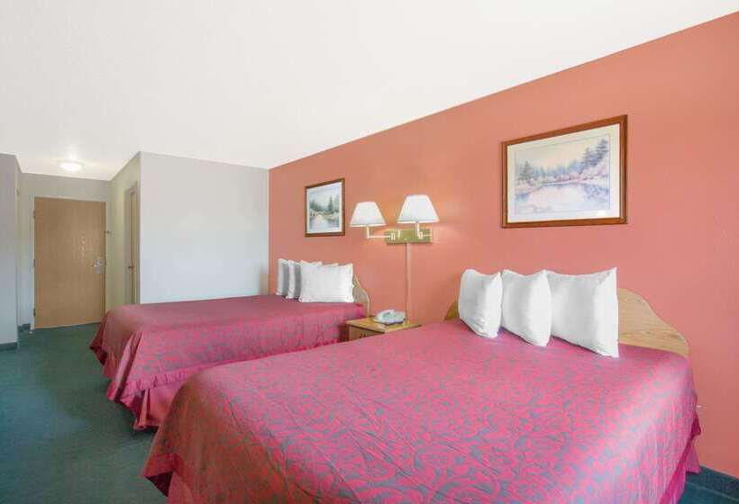 בית מלון כפרי Days Inn By Wyndham Custer